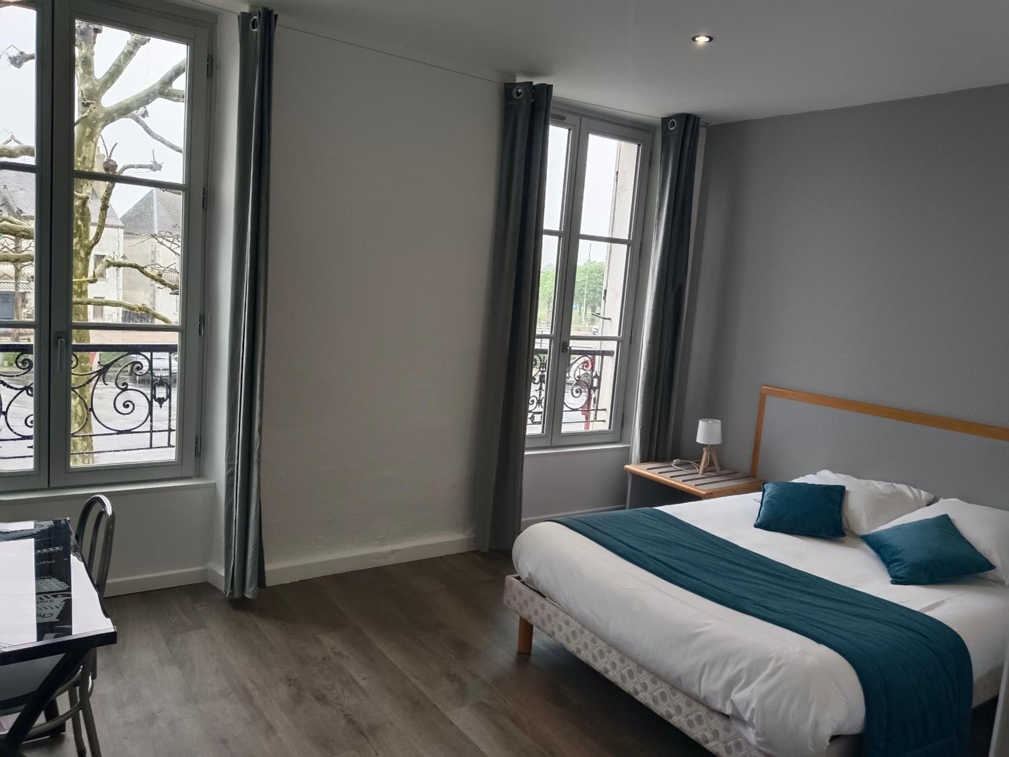 Hotel De France Vatan Zewnętrze zdjęcie